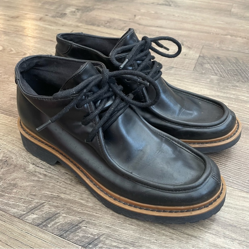 MONKI Faux Black Patent Leather Lace Up Loafers